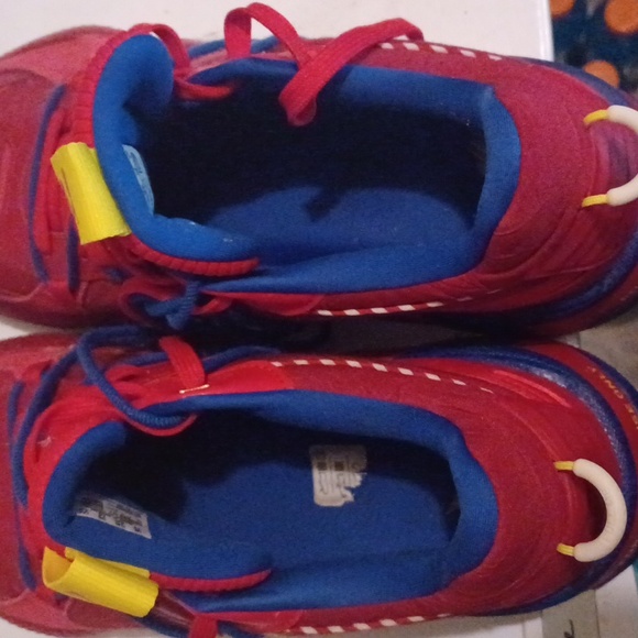 Puma North America red,blue,yellow mens size u.s. 14 pre owned - Picture 7 of 8